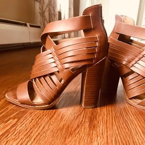 ALDO size 6 shoes worn once.